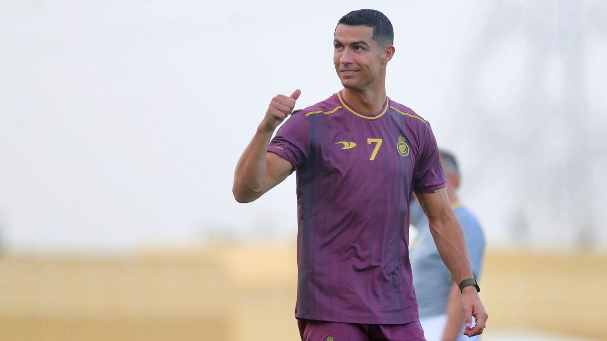 “O MAIS PRÓXIMO DE CRISTIANO RONALDO” - JORNALISTA COMPARA ESTRELA DO AL NASSR A CRAQUE DO R. MADRID