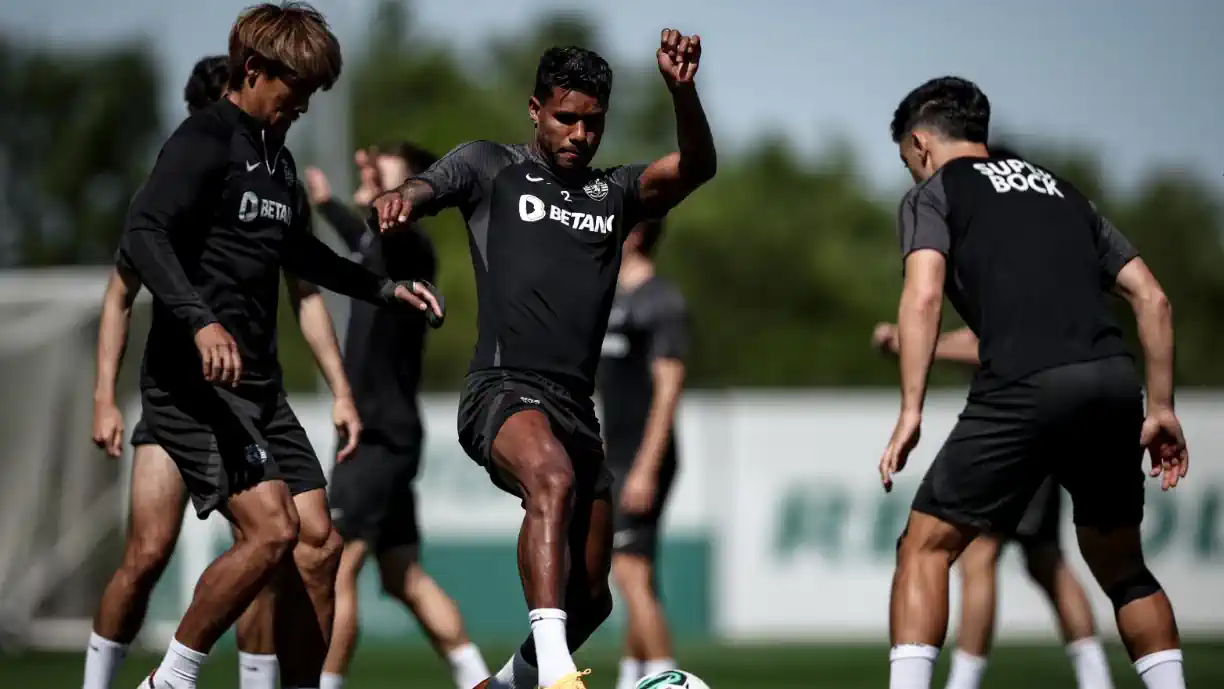 Matheus Reis, Hidemasa Morita e Ousmane Diomande recebeu novidade das boas no Sporting