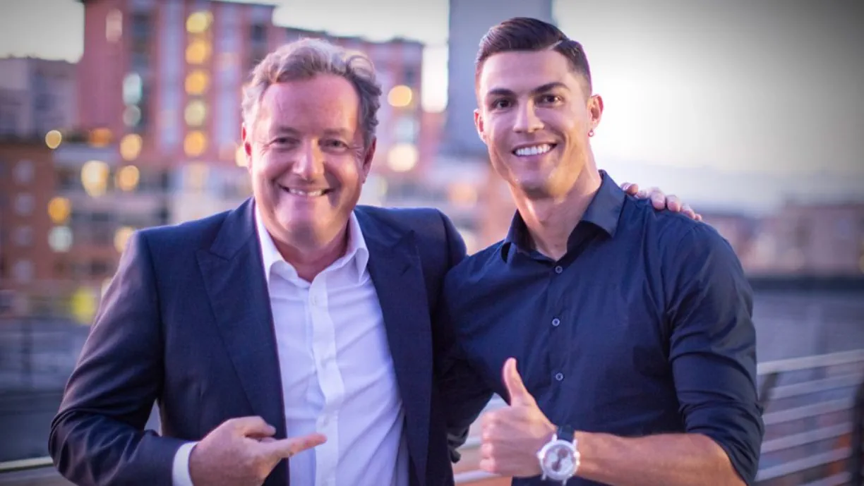 "Um completo idiota" - Piers Morgan ataca inimigo de Cristiano Ronaldo