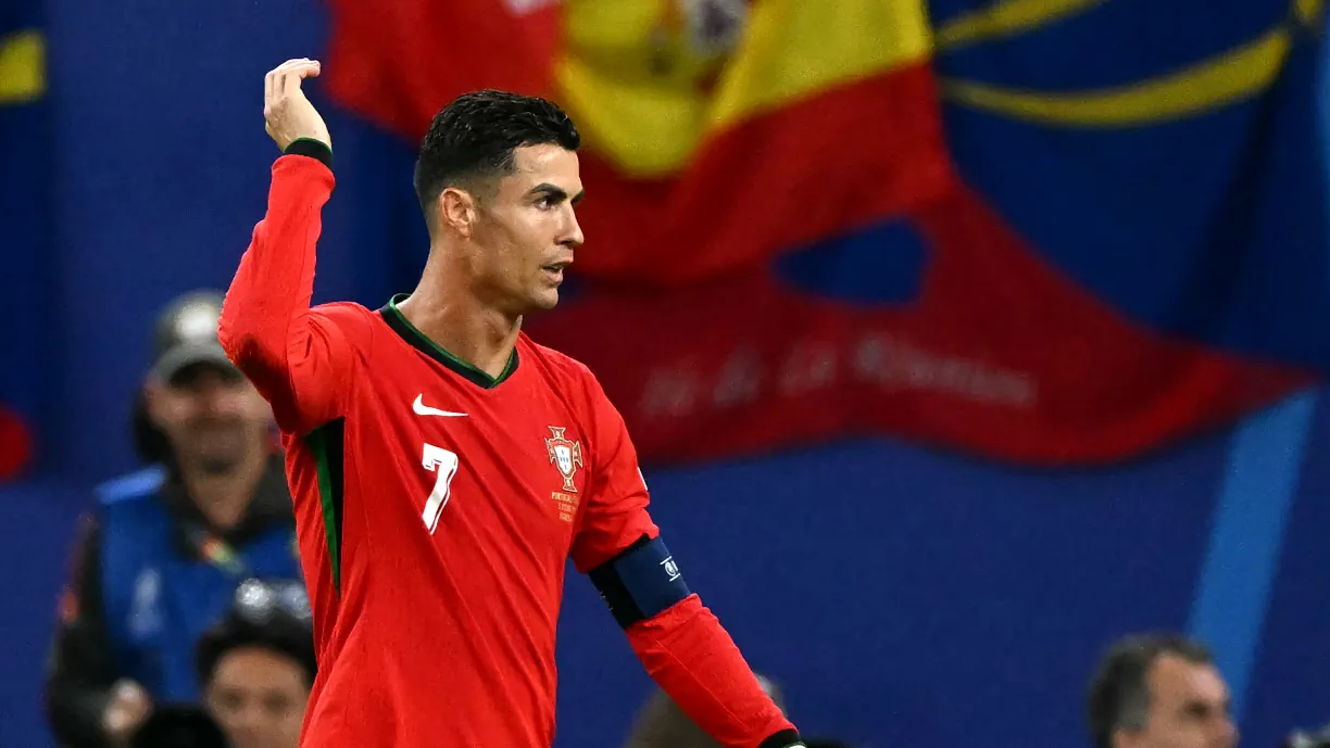 Com Cristiano Ronaldo a titular, Portugal eliminado do Euro 2024