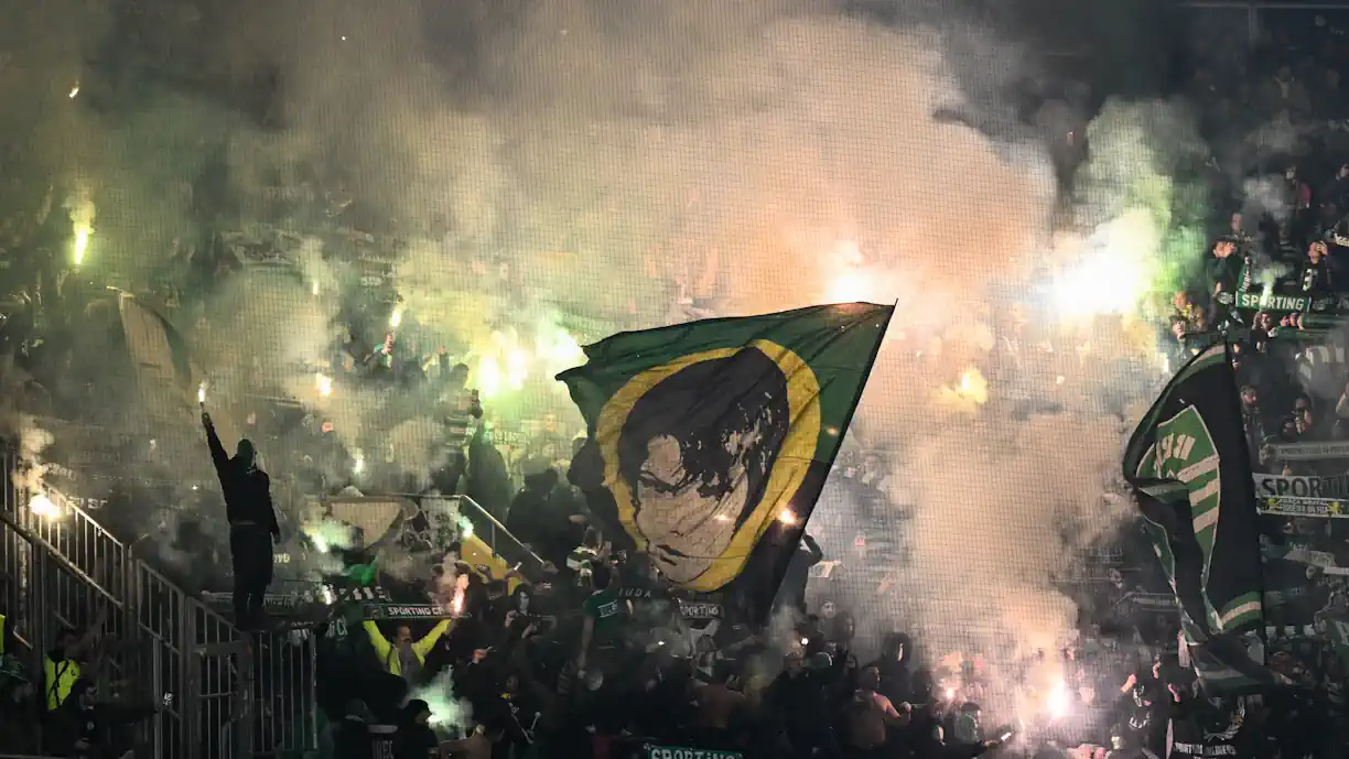 BRONCA EM ALVALADE: CLAQUES DO SPORTING PREPARAM-SE PARA SER DESPEJADAS