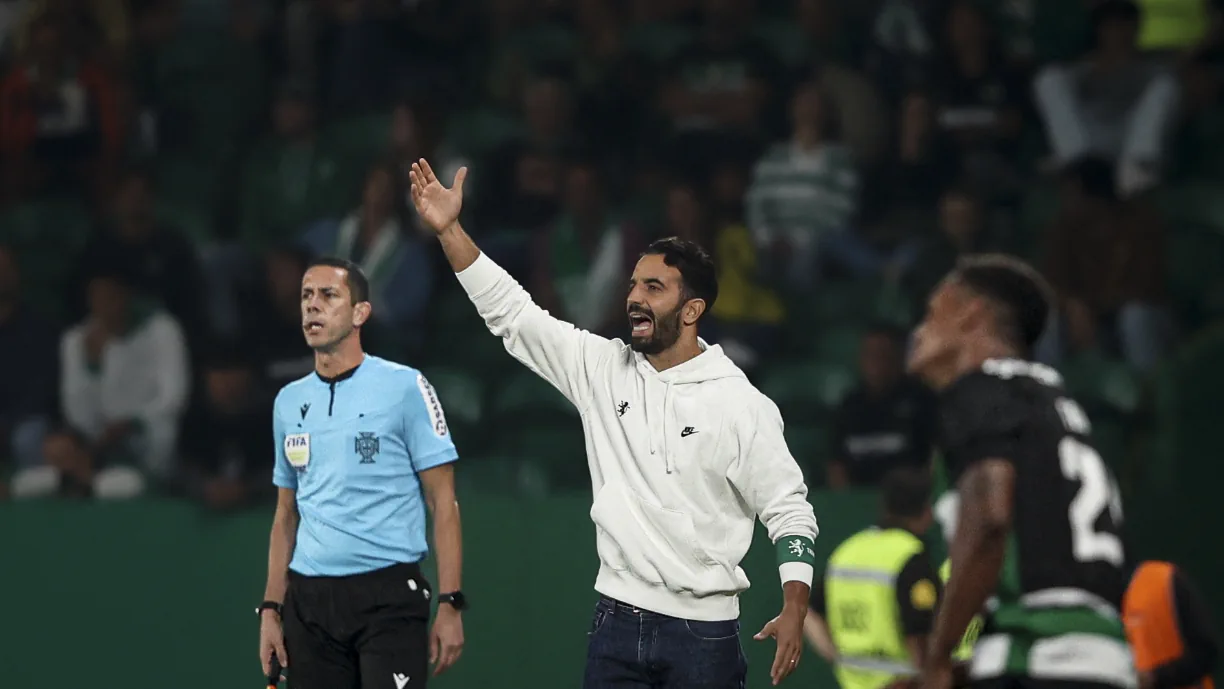 Vítor Manuel elogia Amorim, treinador do Sporting