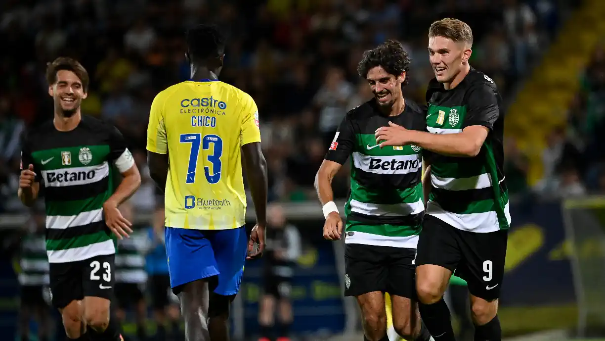 "Parece que jogamos sempre em casa" - Homem do jogo do Arouca - Sporting elogia adeptos leoninos