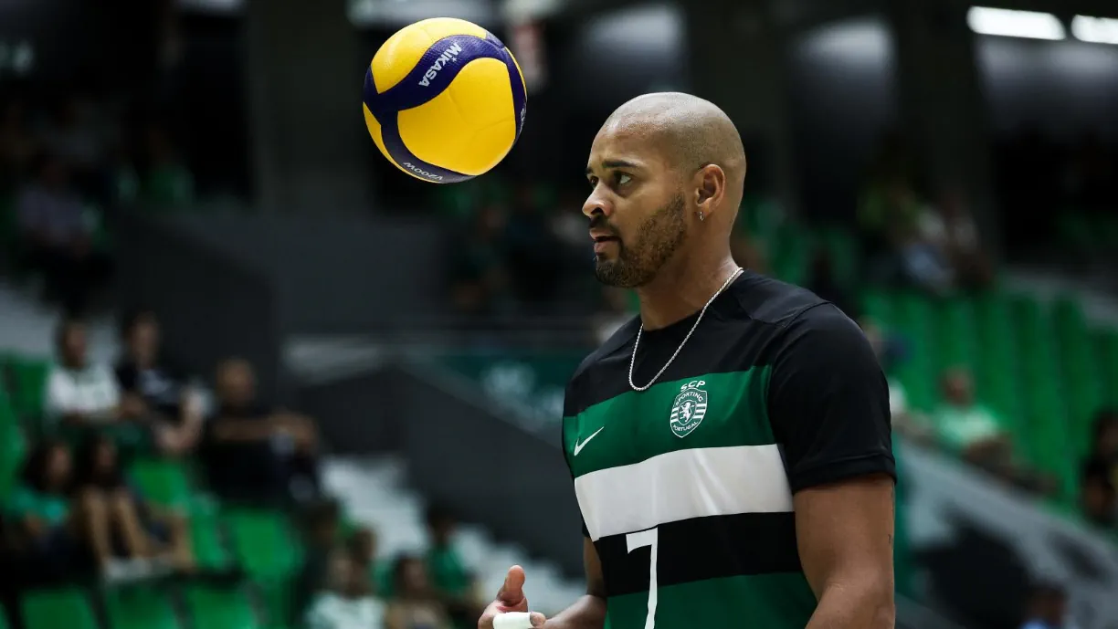 Voleibol: Guaguas e Sporting defrontam-se