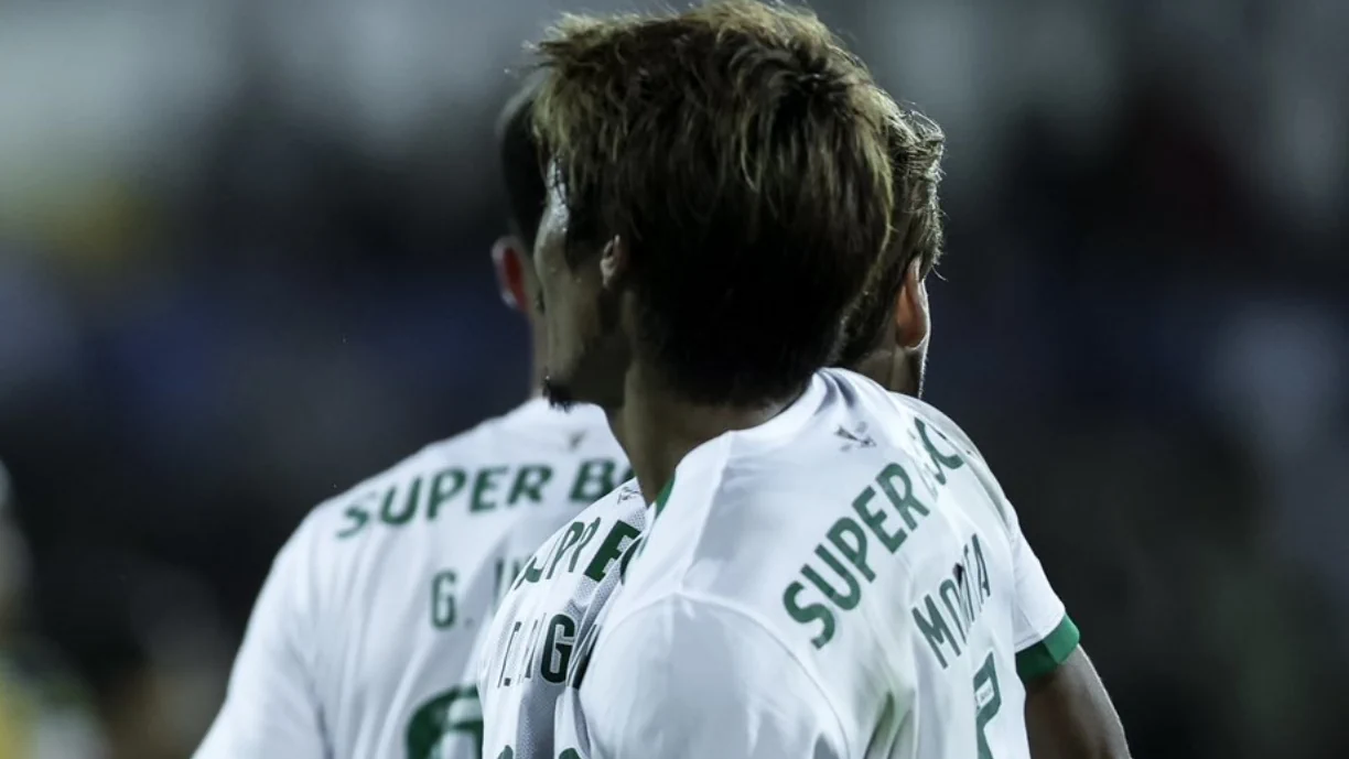 Morita, médio do Sporting, convocado para o Japão