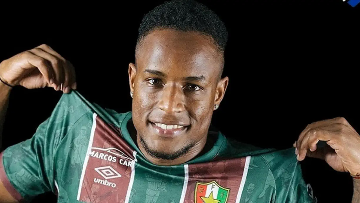 Jovane Cabral vive dias difíceis no Estrela; Ex Sporting não é titular há...