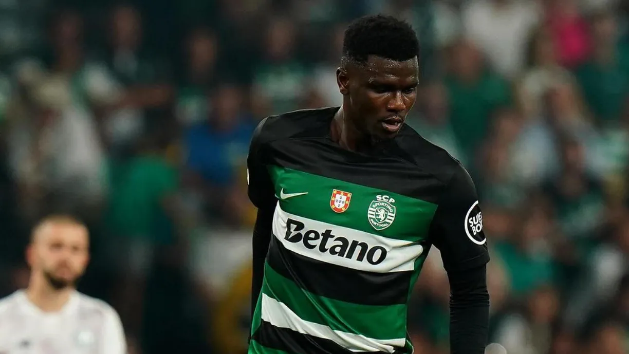 Ousmane Diomande, defesa central do Sporting, foi convocado para a seleção