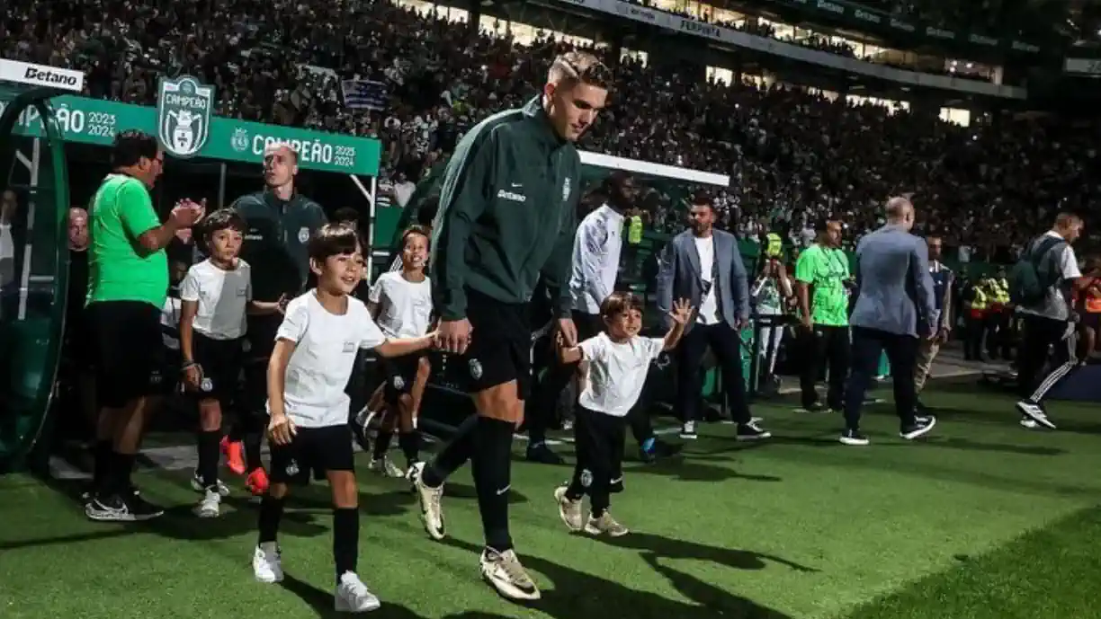 Viktor Gyokeres gera apreensão no Sporting