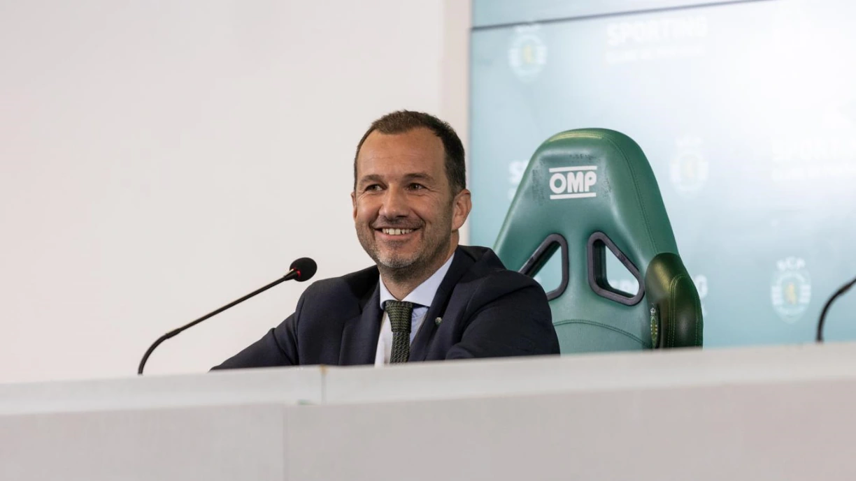 Varandas anunciou que assinou novo contrato com médio que chegou ao Sporting na temporada desportiva de 2023/2024