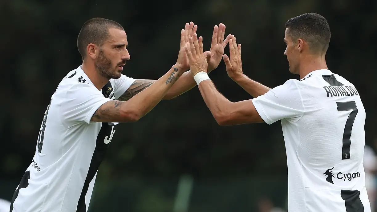 Bonucci 'ignora' Cristiano Ronaldo e diz que Zapata foi o avançado mais temível que enfrentou