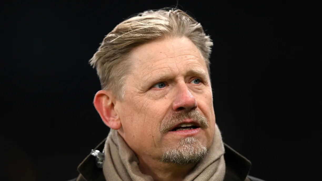 Peter Schmeichel explica motivos para ter saído do Sporting: "Houve muitas razões"