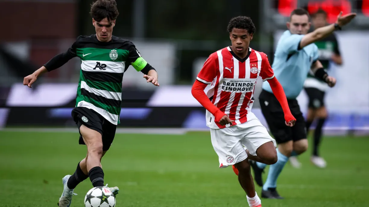 Sporting soma triunfo diante do PSV na UEFA Youth League com Afonso Moreira em destaque