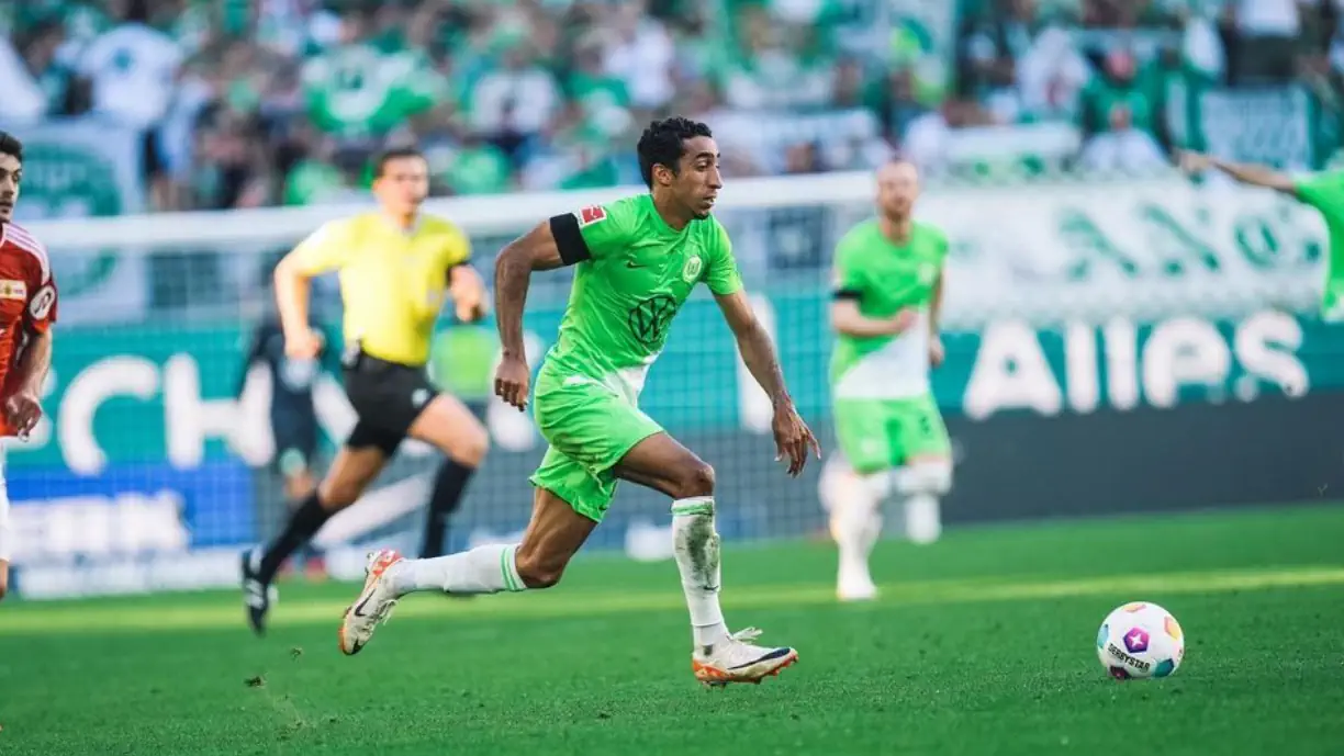 "No meu tempo esse pé só subia o autocarro": Tiago Tomás goza com herói do Sporting