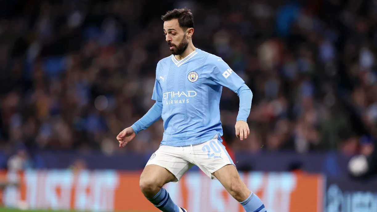 Bernardo Silva, médio do Man City, elogia Amorim, técnico do Sporting