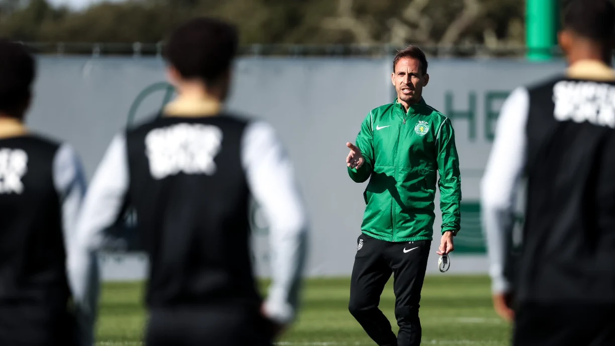 João Pereira orientou primeiro treino como técnico do Sporting