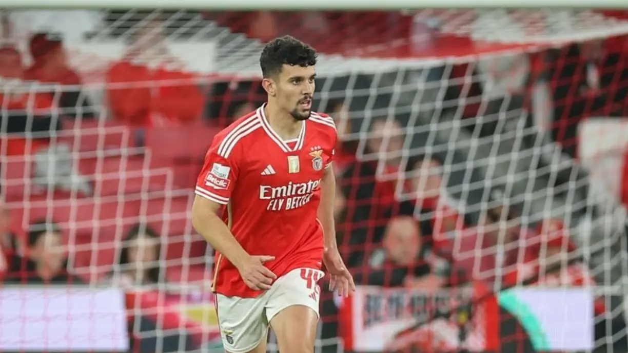 Tomás Araújo no Sporting? Scout diz que central do Benfica…