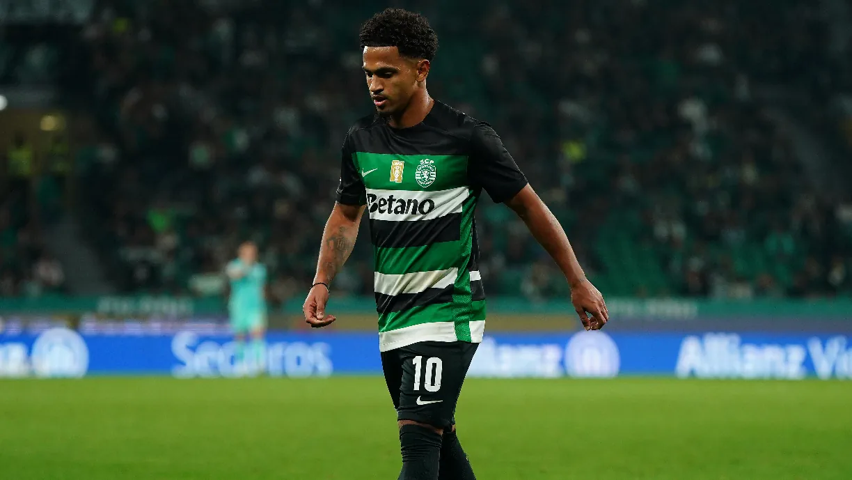 Marcus Edwards vem sendo assobiado pelos adeptos do Sporting