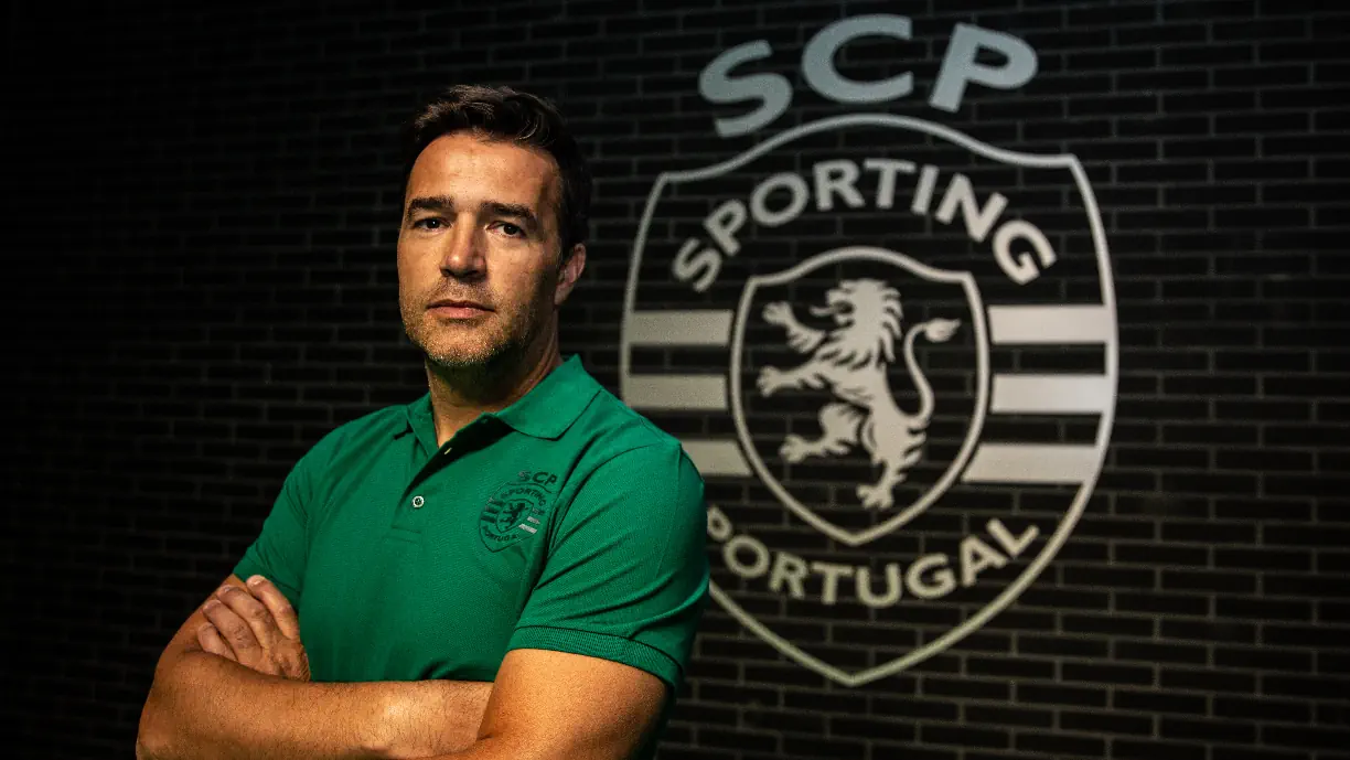 Ricardo Costa é o treinador do ano do Sporting para o Leonino