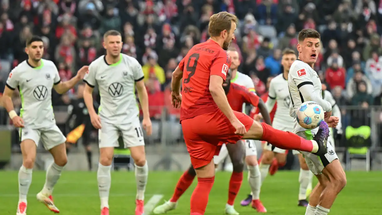 Ex Sporting Tiago Tomás faz assistência magistral no Bayern – Wolfsburg (vídeo)