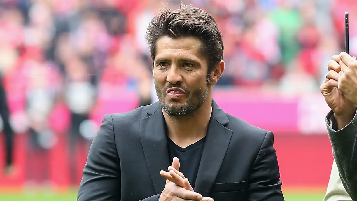 Bixente Lizarazu arrasa campeão pelo Sporting e fala em "problemas de concentração"