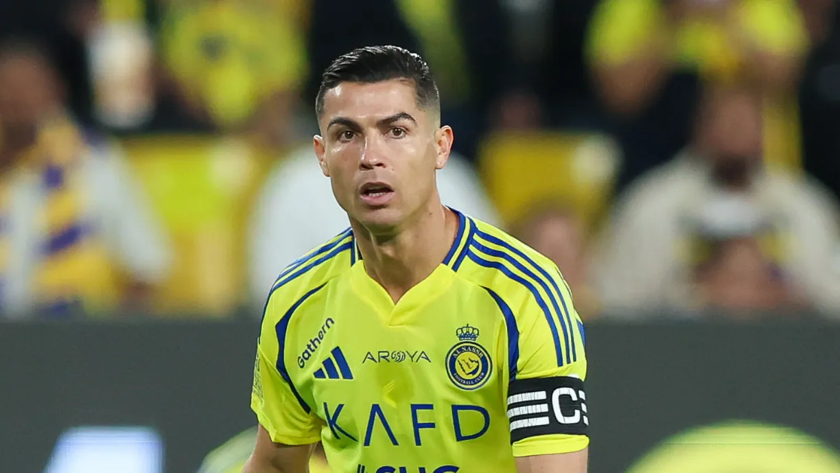 Prodígio do Al Nassr supera números de Cristiano Ronaldo e já tem mais dribles do que o português