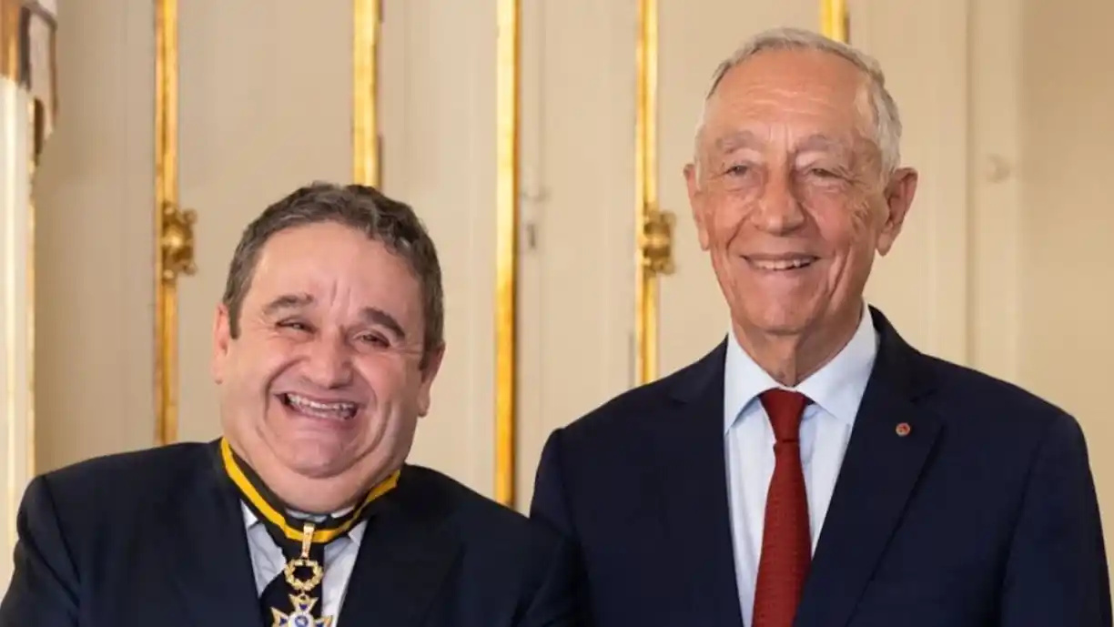 Fernando Mendes viveu um momento muito especial da sua vida e a culpa é do Presidente da República, Marcelo Rebelo de Sousa