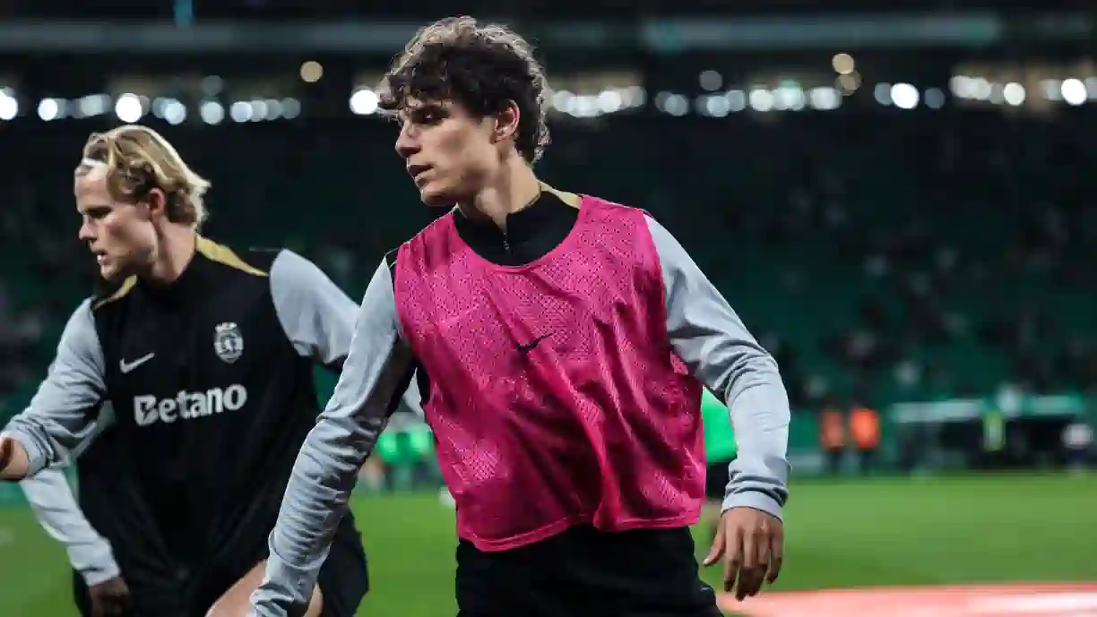 Técnico que abandonou Sporting a meio da temporada analisa evolução de Quaresma, defesa central que brilhou no último jogo