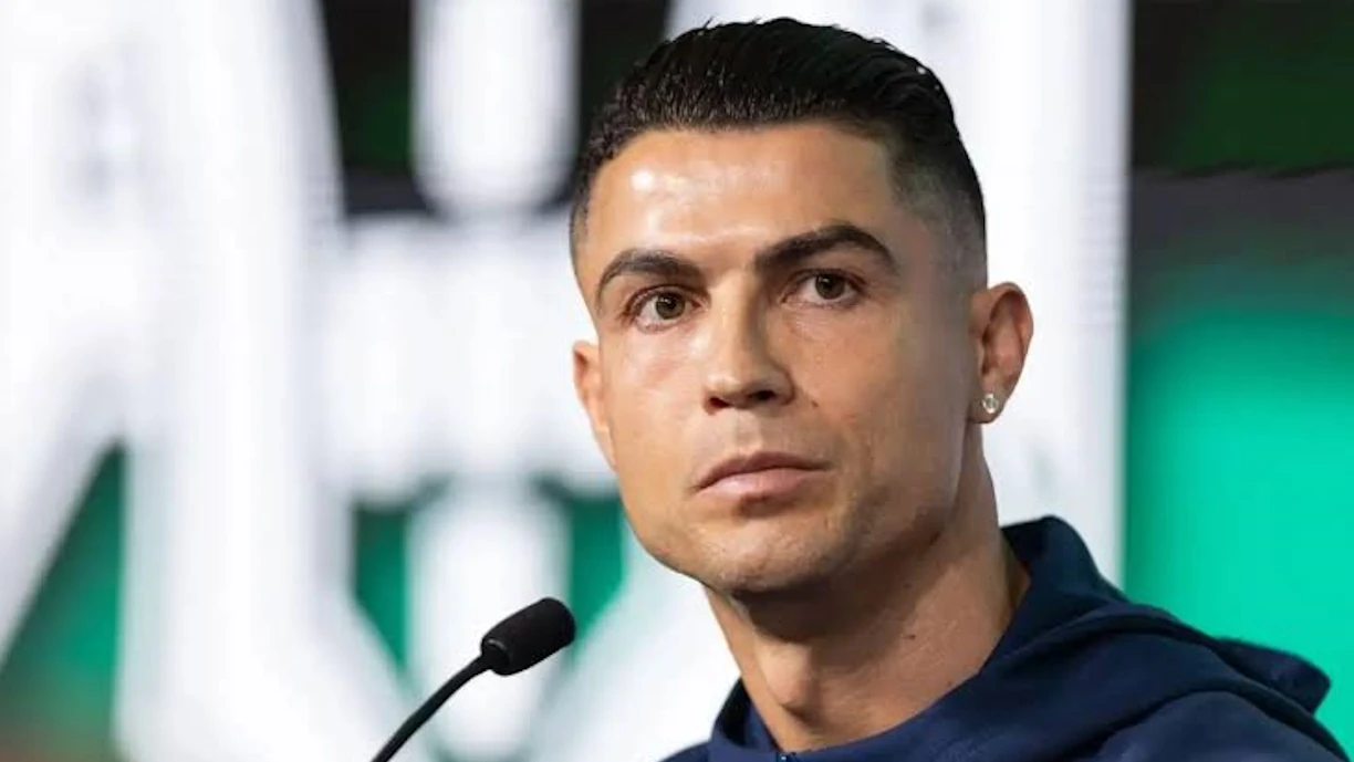 Jornalista brasileiro compara Cristiano Ronaldo a ex craque do Milan, que até já venceu a Bola de Ouro 