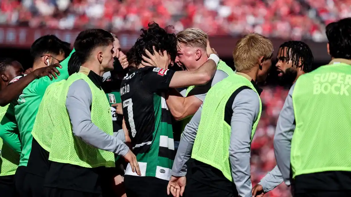 Futebolista do Sporting foi expulso após apito final do dérbi frente aos encarnados (1-1) e não vai estar disponível para Rui Borges na última jornada