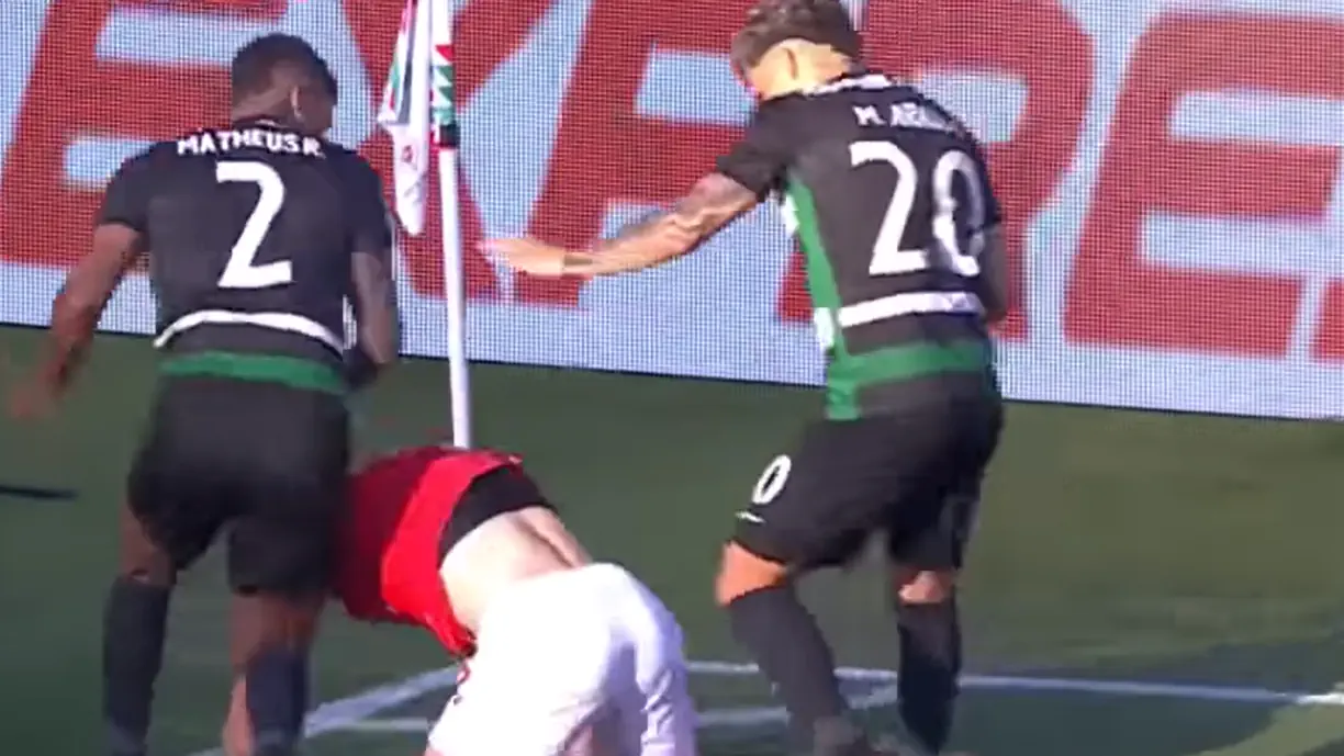 Após lance lance com Belotti no Benfica - Sporting, Maxi Araújo deixa mensagem