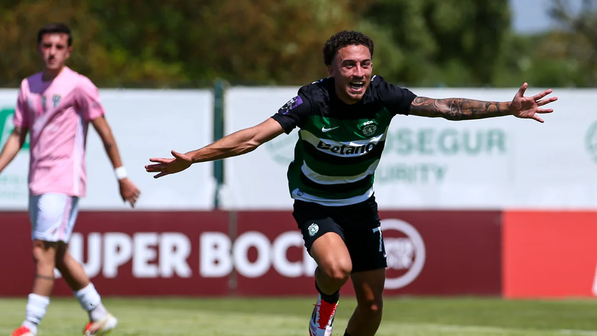 Sporting B triunfou no Estádio Aurélio Pereira e termina fase de apuramento de campeão no segundo lugar, confirmando a subida à Segunda Liga