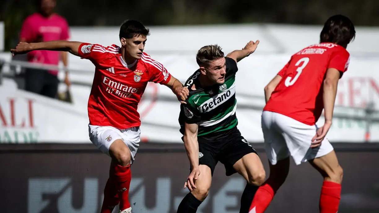 Viktor Gyokeres pode ver Darwin Nuñez, ex Benfica, ajudar a definir a sua saída do Sporting, uma vez que o jogador do Liverpool está apontado ao Nápoles