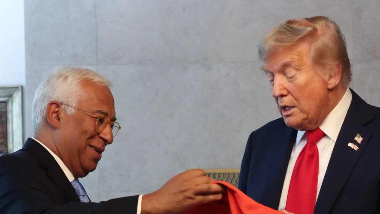 António Costa contou com ajuda de Cristiano Ronaldo numa prenda oferecida a Donald Trump, presidente dos Estados Unidos