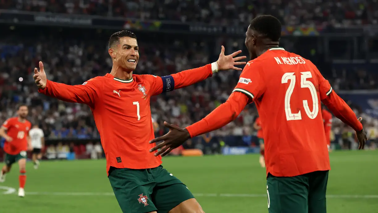 Seleção Nacional venceu a Alemanha, por 2-1 e está na final da Liga das Nações; Cristiano Ronaldo e Nuno Mendes no golo da vitória
