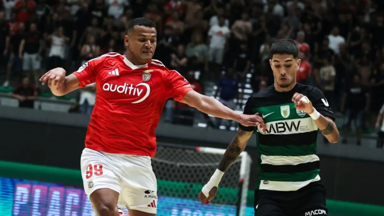 Sporting perde frente ao Benfica e desperdiça assim oportunidade de conquistar o inédito pentacampeonato nacional de futsal
