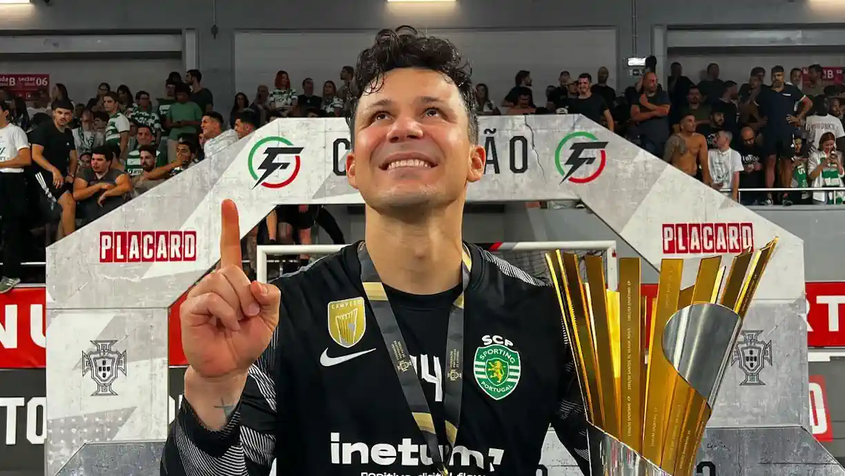 Guitta, mesmo sendo guarda-redes, acabou o seu percurso no Sporting com impressionantes 25 golos em 172 jogos.