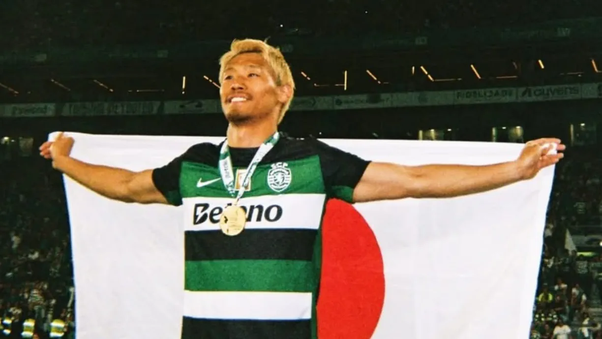 Sporting quer renovar com Hidemasa Morita, mas irá vender o médio caso chegue uma proposta na casa dos 8 milhões de euros