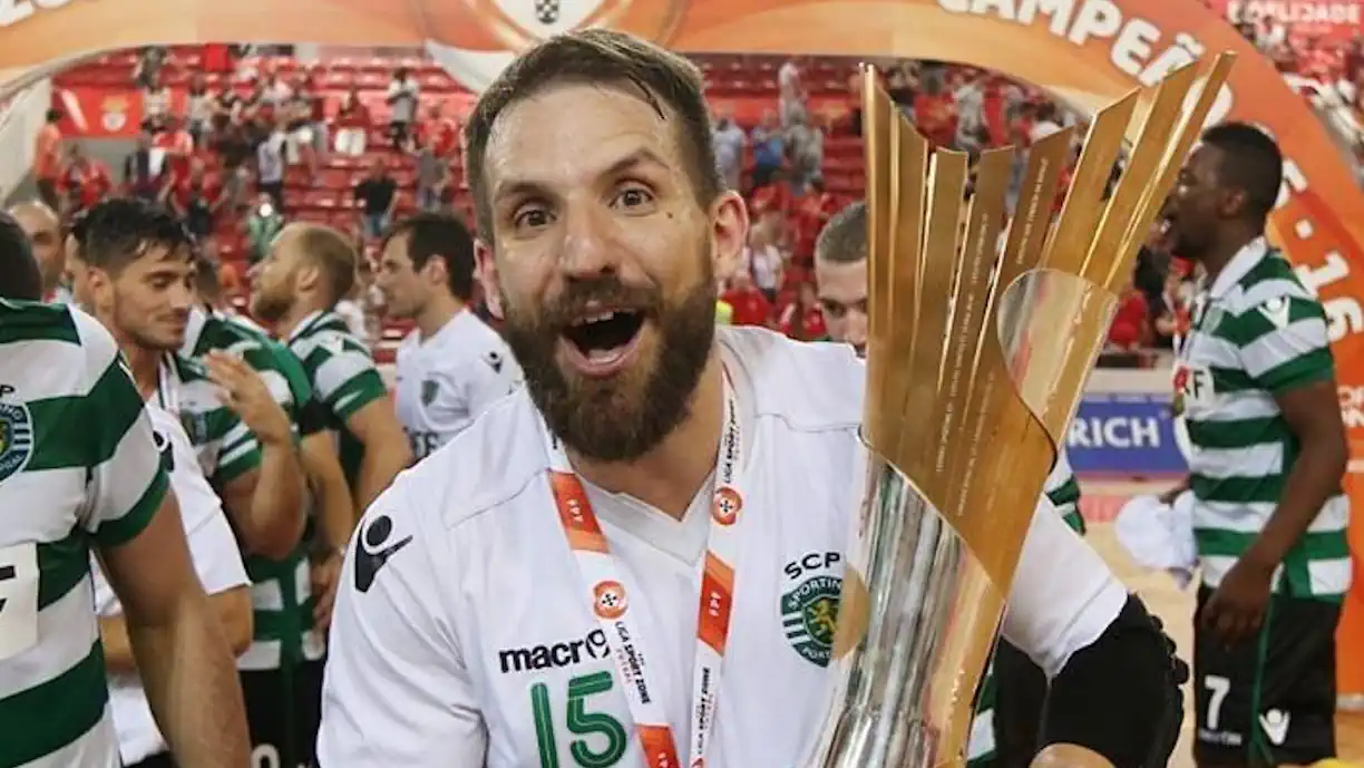 Marcão, ao serviço do Sporting, ergueu três Campeonatos Nacionais, duas Taças de Portugal, duas Taças da Liga e três Taças de Honra da AFL