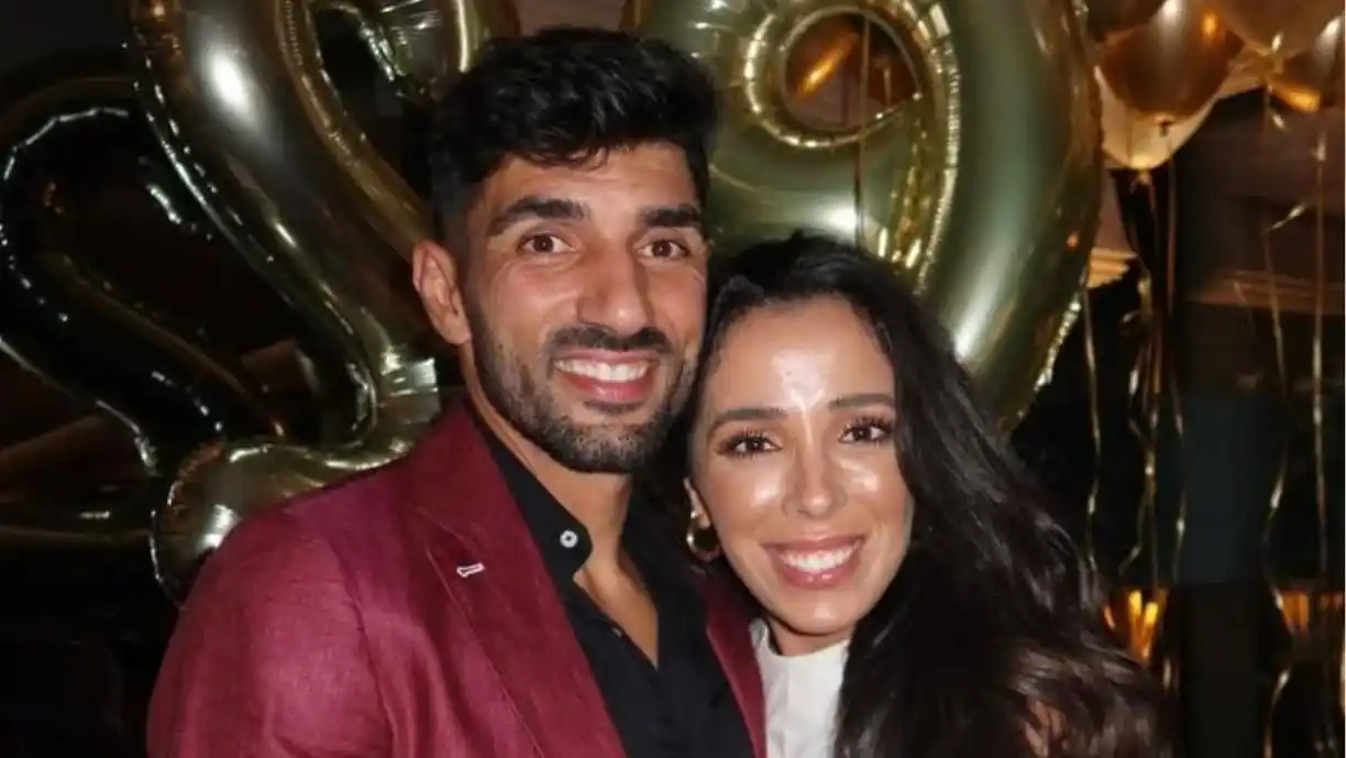 Mara Alexandra Esgaio e Ricardo Esgaio mantêm uma relação amorosa há vários anos. O casal tem dois filhos, Giovanni e Layena 