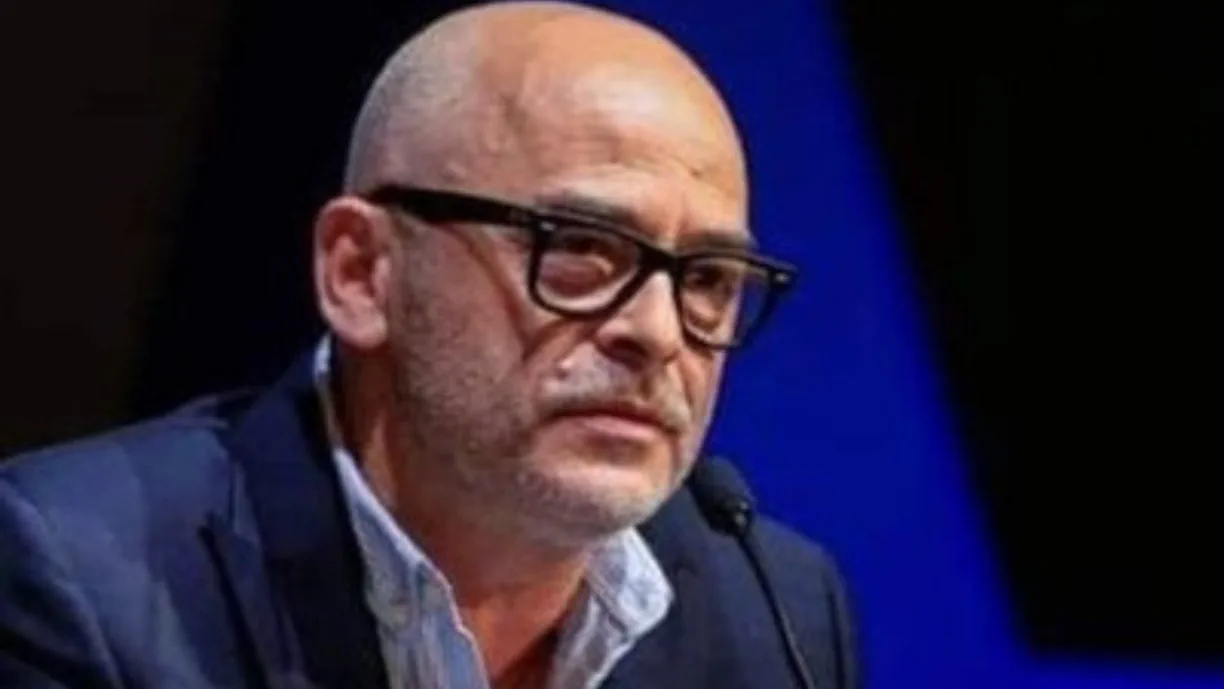 Nuno Lobo, antigo candidato à presidência do Porto, queixou-se de João Souto, da equipa de hóquei do Sporting, nas redes sociais, e lembrou Matheus Reis
