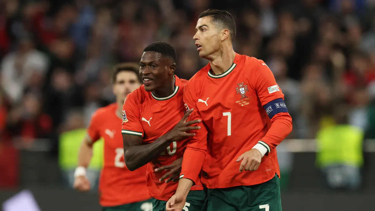 Portugal levou a melhor na marcação das grandes penalidades sobre a Espanha, depois de empate (2-2); Cristiano Ronaldo e Nuno Mendes marcaram pela Seleção