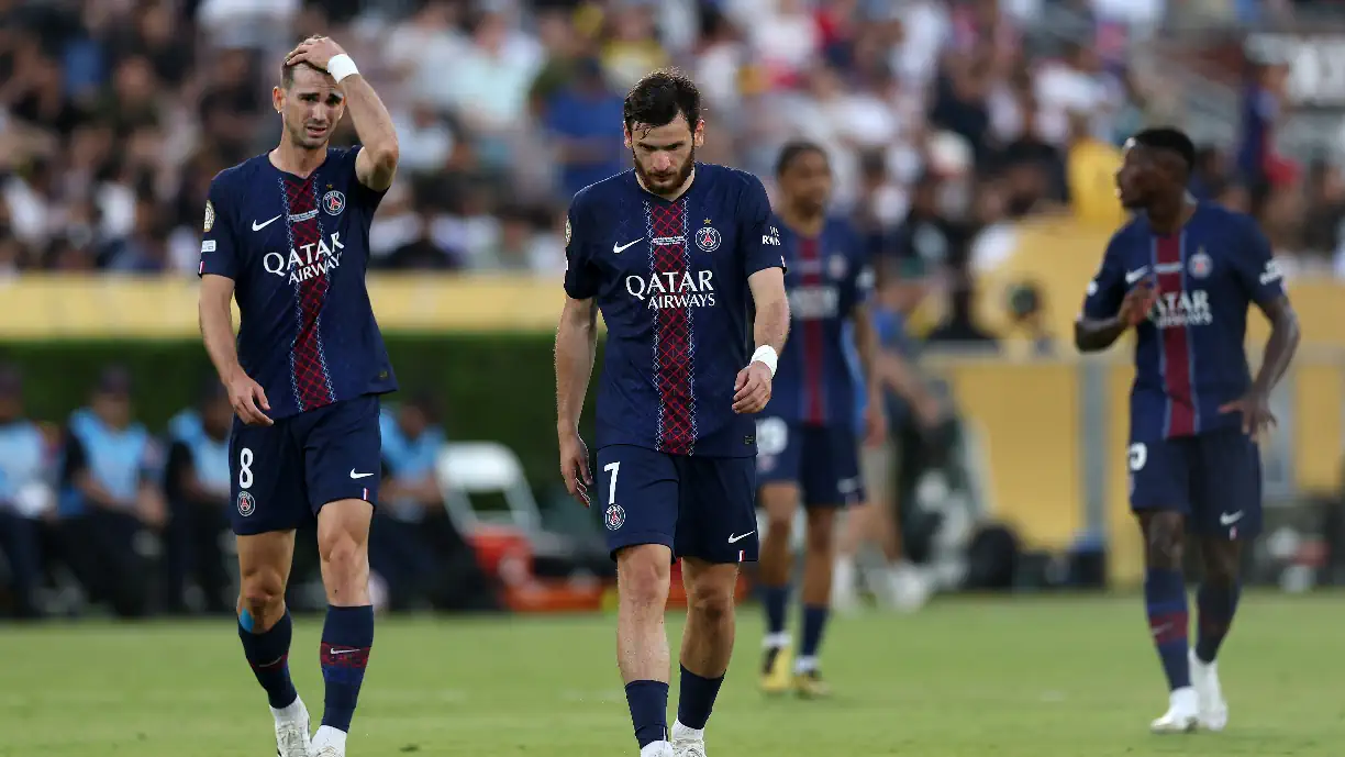 PSG - Botafogo terminou com vitória da formação brasileira (1-0), num resultado que apanhou todos os adeptos de surpresa