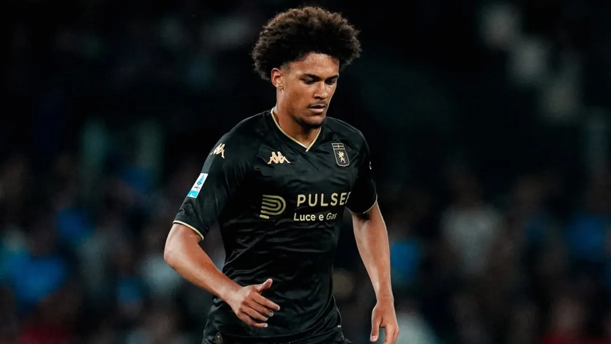 Sebastian Otoa, defesa do Génova, partilha balneário com Conrad Harder na seleção e elogia avançado do Sporting
