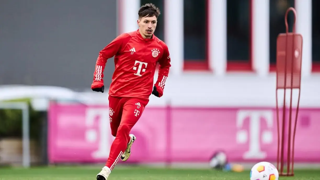 Bryan Zaragoza, identificado pelo Sporting, foi oferecido ao Porto, mas dragões terão rejeitado contratação do extremo espanhol