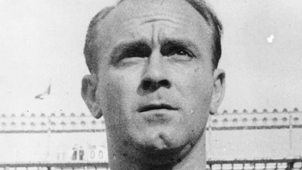 Di Stéfano, lenda do Real Madrid, chegou a orientar a equipa principal do Sporting, mas passagem pelos leões acabou por ser curta