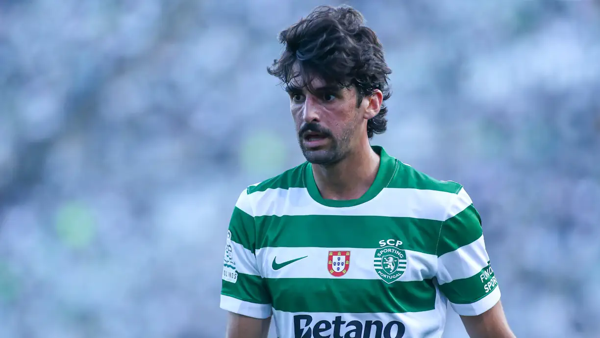 Francisco Trincão garantiu que as conversas estão em curso para tratar da sua renovação com o Sporting