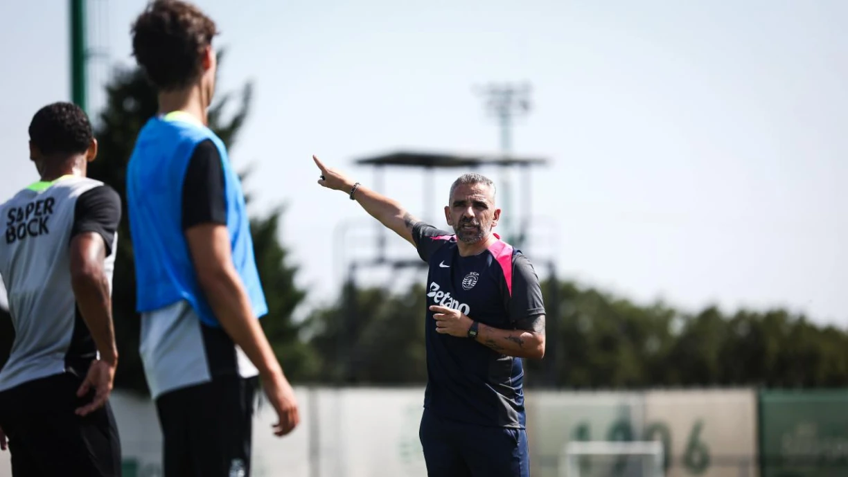 Três baixas! Sporting volta aos treinos com ausências para Rui Borges