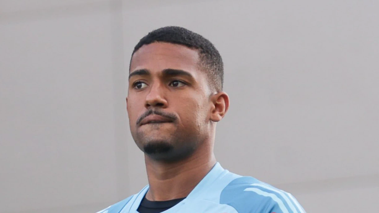 Através das suas redes sociais, Atl. Madrid despediu-se de Samuel Lino; Jogador era apontado ao Sporting, mas dirigente português chegou-se à frente