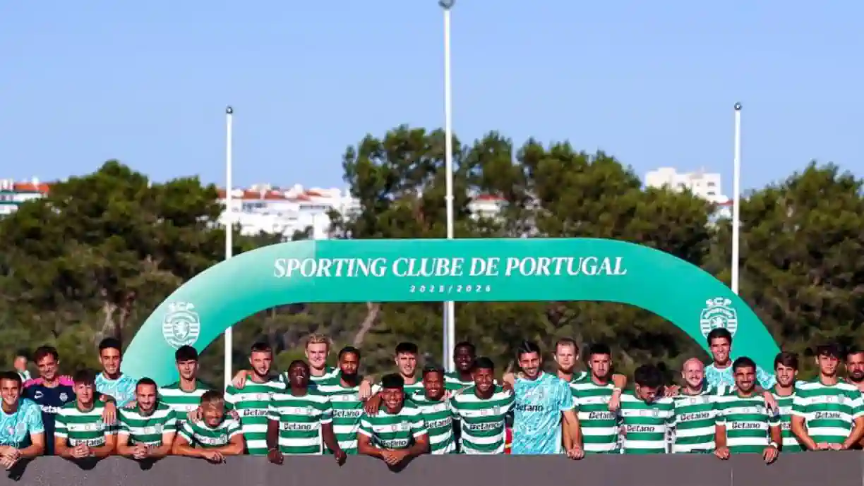 Canhoto do Sporting faz balanço da pré-epoca e diz: "Estamos prontos para defrontar o Benfica"