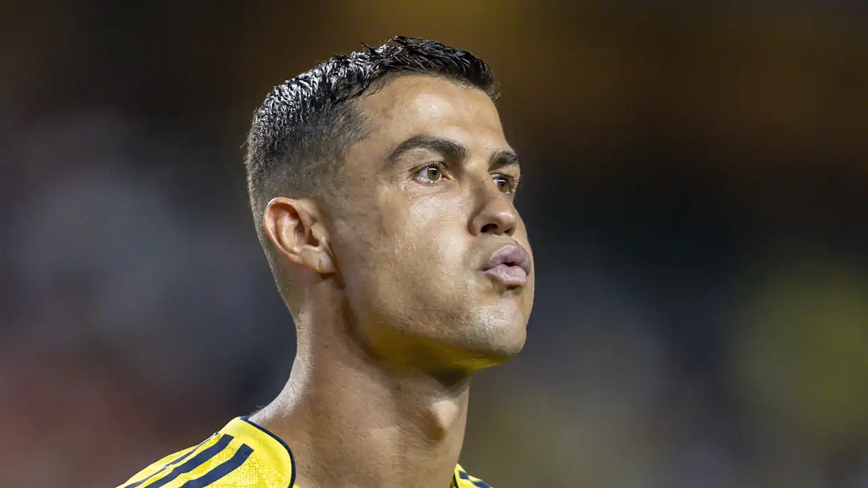 Antes mesmo do início oficial da temporada, já existiam discussões nos bastidores referentes a uma possível saída do colega de Cristiano Ronaldo do Al Nassr